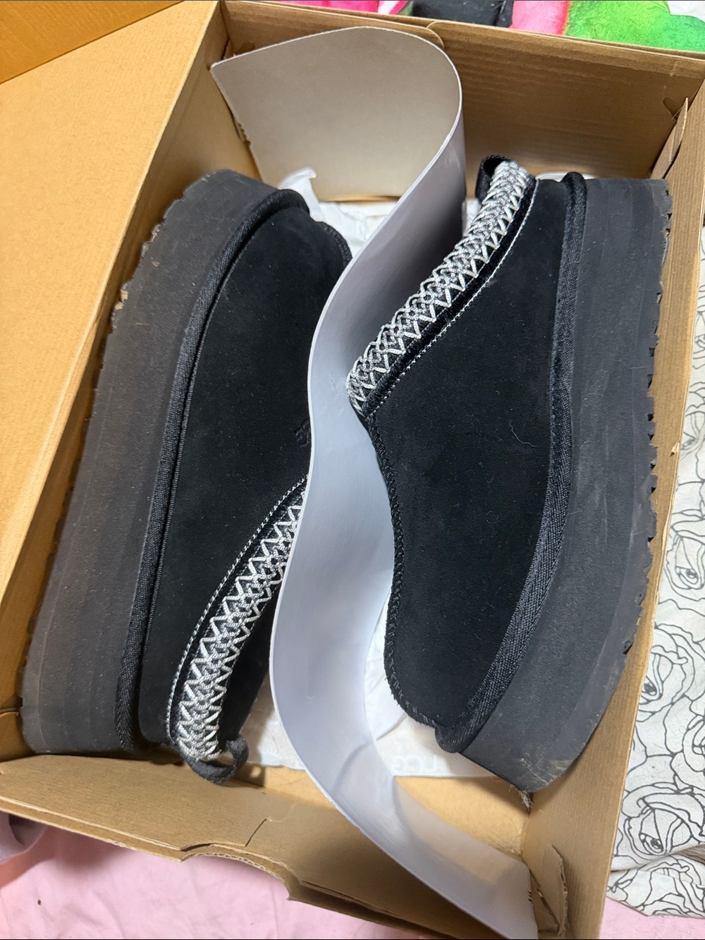 UGG women’s Tazz platform